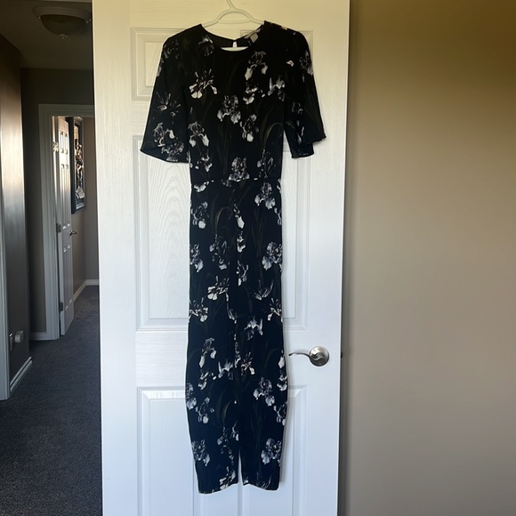 FLORAL JUMPSUIT - Picture 2 of 2